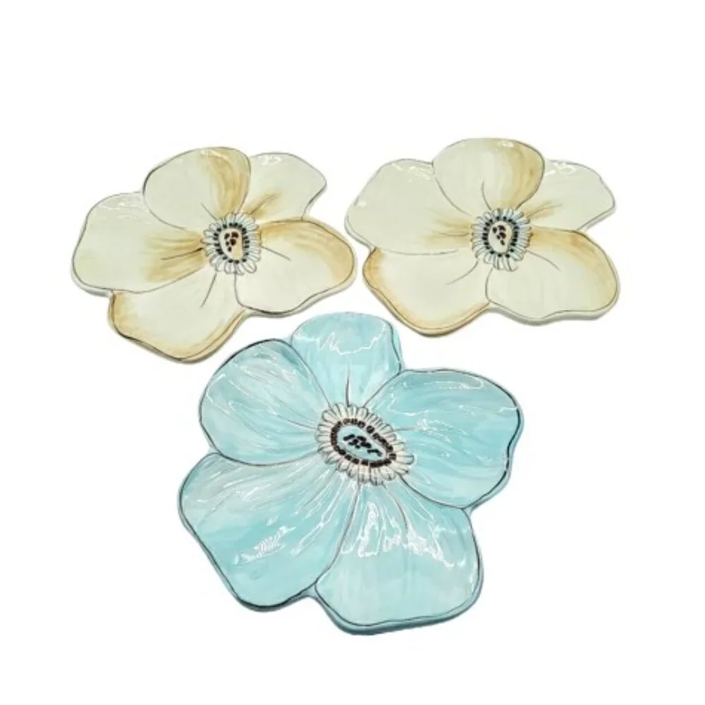 Laurie Gates Casual Collection Flower Petal Ceramic Plates (3)
